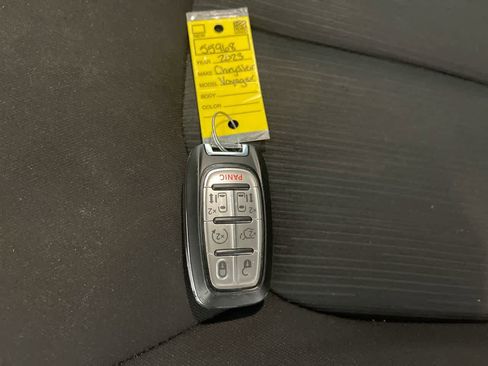 Used 2023 Chrysler Voyager LX image 26