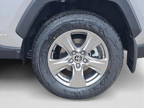 New 2025 Toyota RAV4 LE AWD/4WD image 9