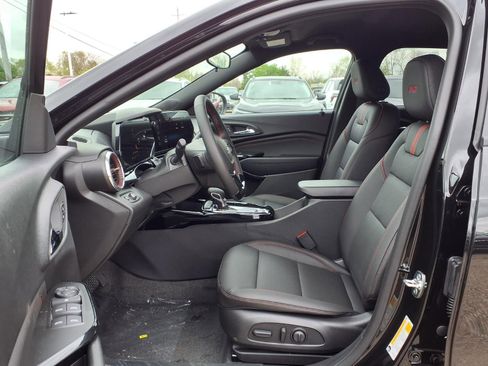 New 2026 Chevrolet Trax RS FWD image 13