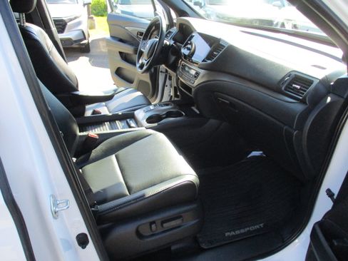 Certified 2023 Honda Passport EX-L image 16