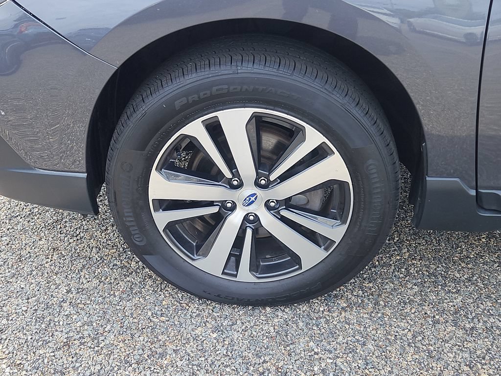 Used 2019 Subaru Outback 3.6R Limited AWD/4WD image 7