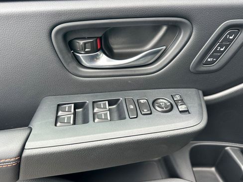 New 2025 Honda Pilot TrailSport image 11