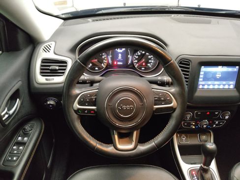 Used 2020 Jeep Compass Latitude FWD image 22