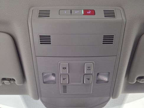 Used 2025 Volkswagen Jetta S FWD image 18
