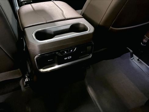 Used 2024 GMC Sierra 1500 Denali w/ Denali Reserve Package image 28