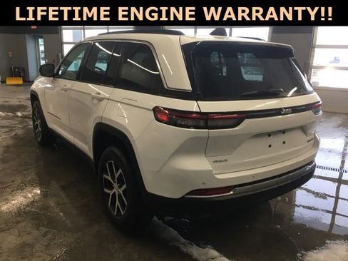 Used 2024 Jeep Grand Cherokee Limited w/ Trailer Tow Package image 7