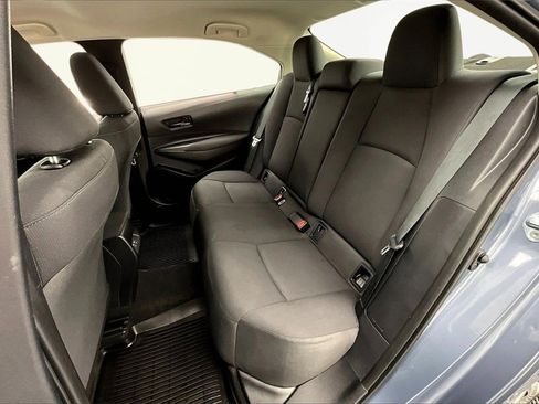 Used 2025 Toyota Corolla LE image 26