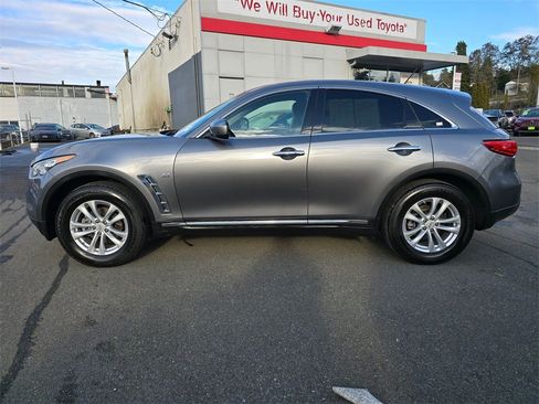 Used 2016 INFINITI QX70 Base image 4