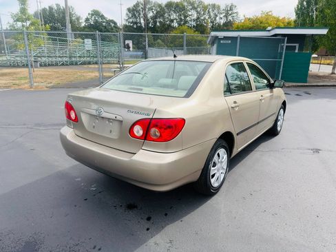 Used 2007 Toyota Corolla CE FWD image 5