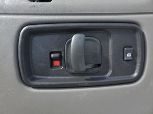 Used 2020 Chevrolet Express 3500 LT w/ LT Preferred Equipment Group image 15