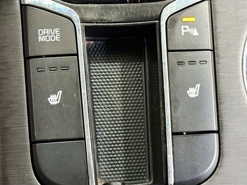 Used 2021 Kia Sedona EX image 20