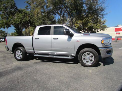 Used 2024 RAM 2500 Big Horn AWD/4WD image 13