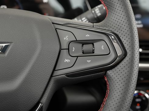 New 2026 Chevrolet Trax RS w/ Driver Confidence Package image 40