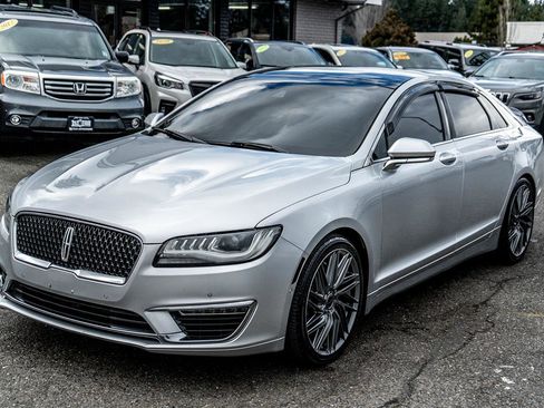 Used 2017 Lincoln MKZ Reserve w/ Technology Package image 4