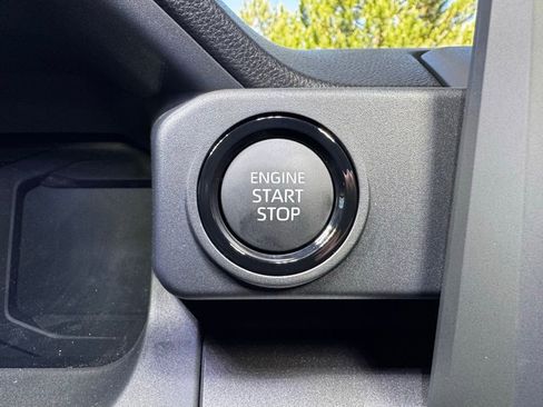 Used 2026 Toyota Tacoma SR5 AWD/4WD image 27