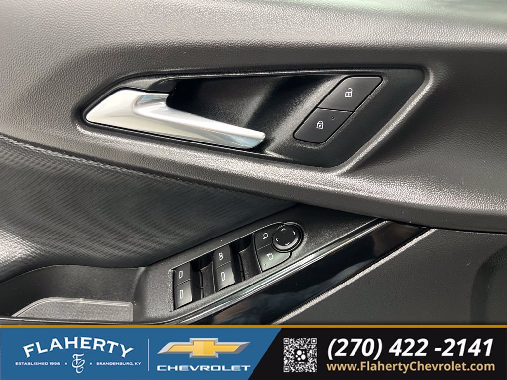 Used 2025 Chevrolet Equinox LT FWD image 20