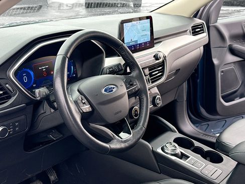 Used 2020 Ford Escape SE Sport image 4