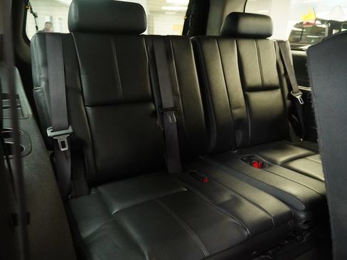 Used 2012 Chevrolet Suburban LT AWD/4WD image 25