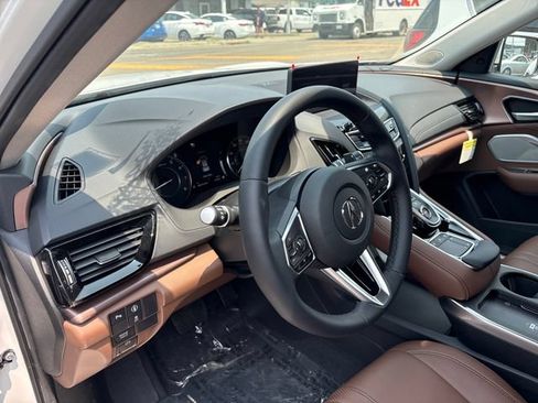 Used 2026 Acura RDX SH-AWD w/ Technology Package image 8