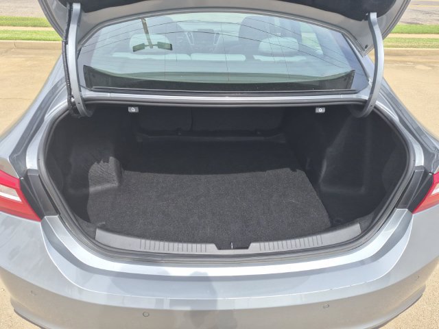 Used 2024 Chevrolet Malibu LT FWD image 9