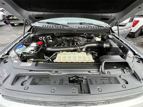 Certified 2022 Ford Expedition XLT image 39