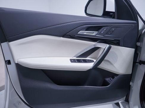 New 2026 BMW X2 xDrive28i w/ M Sport Package image 10