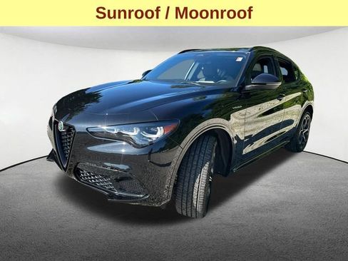 Used 2025 Alfa Romeo Stelvio Sprint w/ Veloce Package AWD/4WD image 5