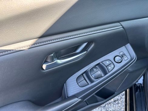 Certified 2025 Nissan Sentra SV w/ All-Weather Package image 11