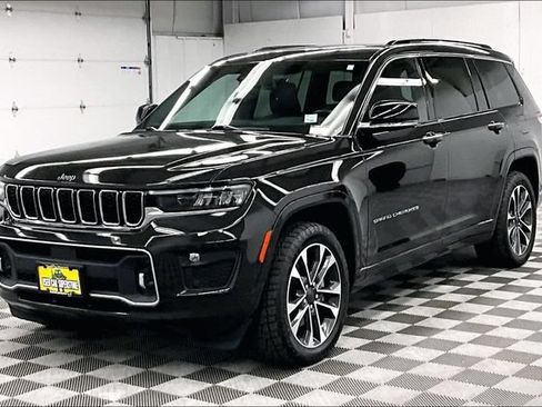 Used 2022 Jeep Grand Cherokee L Overland w/ Luxury Tech Group IV AWD/4WD image 12