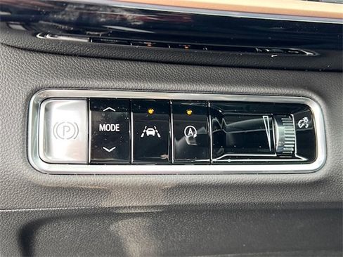 New 2025 Buick Envision Sport Touring image 32