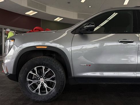 Used 2024 GMC Acadia AT4 w/ Luxury Package AWD/4WD image 18