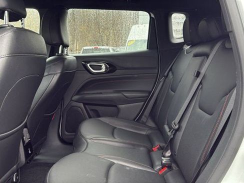 Certified 2025 Jeep Compass Trailhawk w/ Trailhawk Elite Group image 27