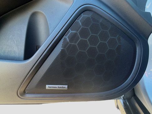 Certified 2025 Subaru Outback Wilderness w/ Wilderness Package image 24