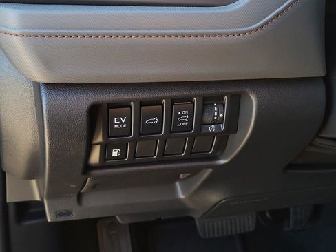 Certified 2025 Subaru Forester Sport image 26