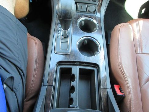 Used 2015 Chevrolet Traverse LT FWD image 28