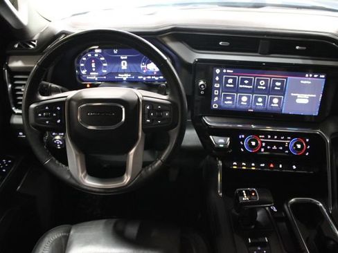 Used 2025 GMC Sierra 1500 Denali w/ Denali Reserve Package AWD/4WD image 32