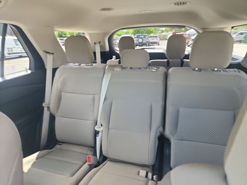 Used 2021 Ford Explorer 2WD image 18