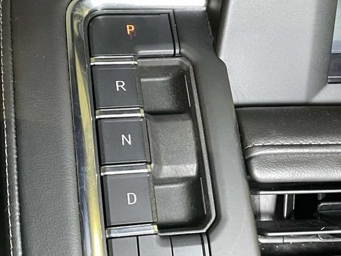 Used 2023 Chevrolet Tahoe LS AWD/4WD image 33