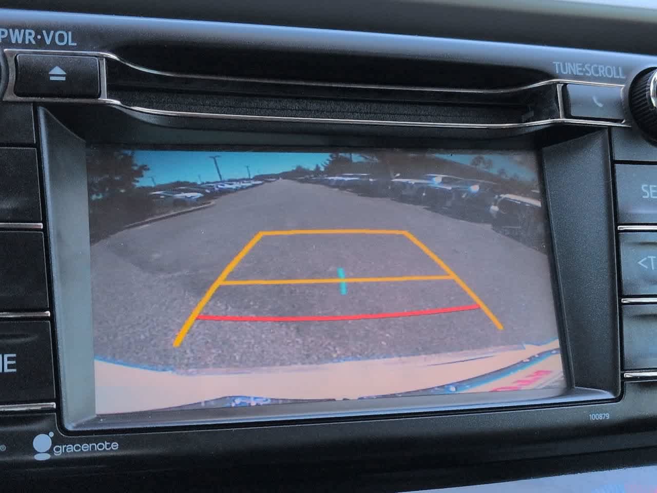 Used 2018 Toyota RAV4 XLE FWD image 20
