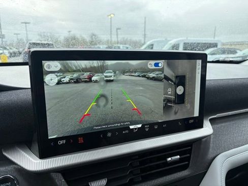 Used 2025 Ford Explorer Platinum w/ LUX Leather Package image 5