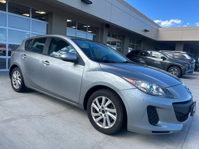 Used 2012 MAZDA MAZDA3 i Touring FWD image 2