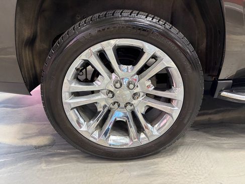 Used 2019 GMC Yukon SLT w/ Premium Edition image 31