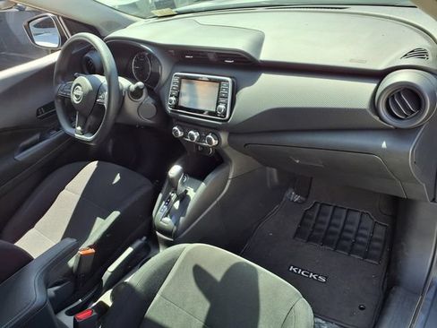 Used 2025 Nissan Kicks Play S FWD image 30