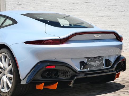 Used 2020 Aston Martin V8 Vantage Coupe RWD image 8