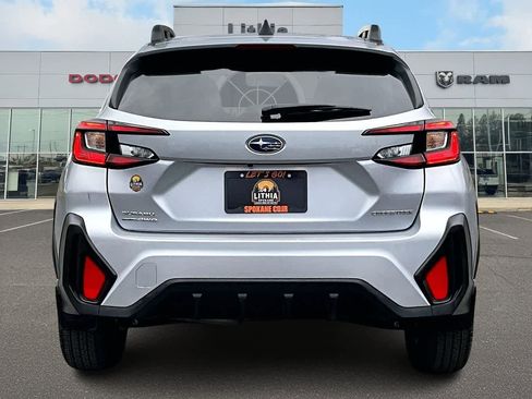Used 2024 Subaru Crosstrek 2.0i Premium w/ Crosstrek Mirror Package image 5