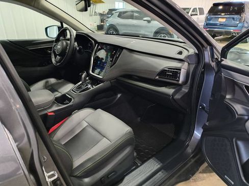 Used 2025 Subaru Outback Onyx Edition XT w/ Popular Package #2 AWD/4WD image 34