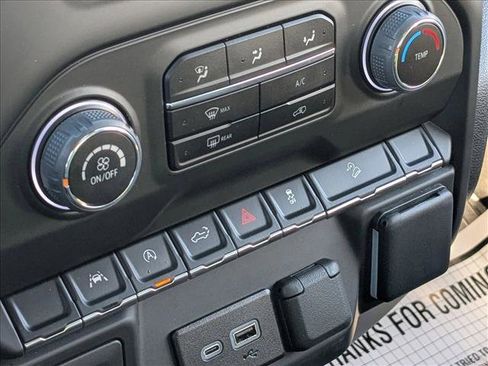 Used 2025 Chevrolet Silverado 1500 Custom Trail Boss image 15