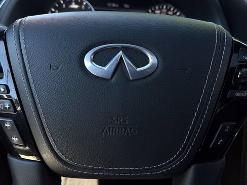 Used 2024 INFINITI QX80 Luxe AWD/4WD image 19
