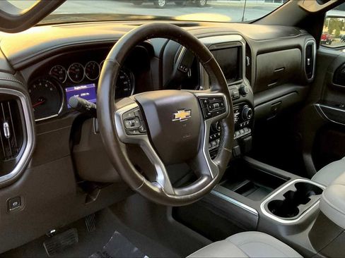 Used 2021 Chevrolet Silverado 1500 LTZ image 34