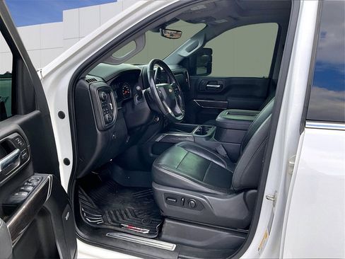 Used 2020 Chevrolet Silverado 2500 LTZ w/ LTZ Premium Package image 4